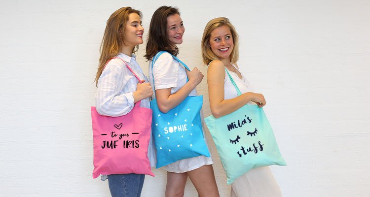 Ladies with cotton bags in various colours with print and name